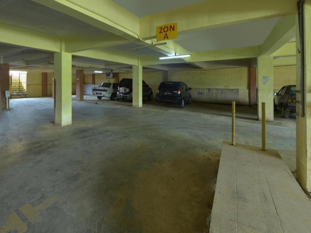 Oyo 44123 Hotel Al-Saif Kuala Kerai Extérieur photo